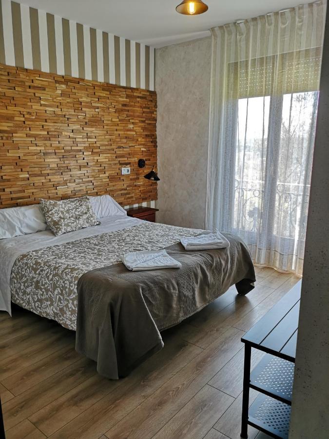 Hostal Juan Bravo Segóvia Exterior foto