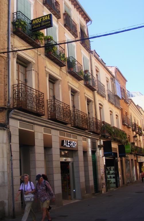Hostal Juan Bravo Segóvia Exterior foto